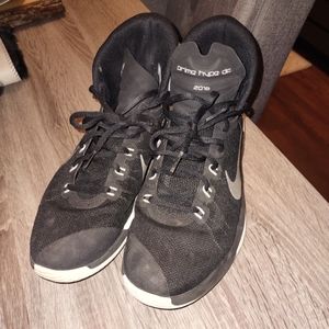 Nike prime hype size 10